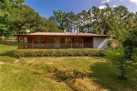 Photo of 62247 Uneedus Trace Road Rd, Amite, LA 70422 (MLS # NO2546301)