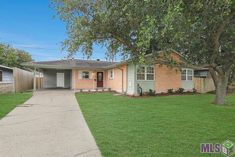 Photo of 5716 Boutall St ST, Metairie, LA 70003 (MLS # BR2026008745)