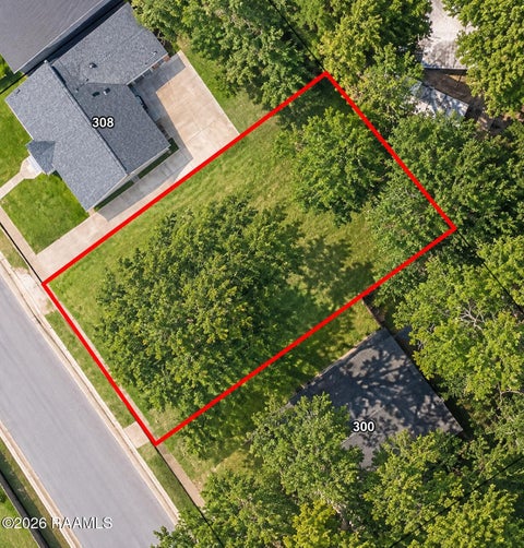 Photo of 304 Cedar Crest Court, Lafayette, LA 70501 (MLS # 2600008413)