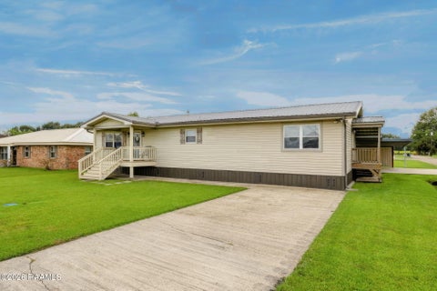 Photo of 809 S Broadway Street, Church Point, LA 70525 (MLS # 2600008576)
