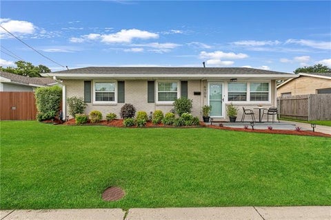 Photo of 6309 Amhurst Street ST, Metairie, LA 70003 (MLS # NO2570099)