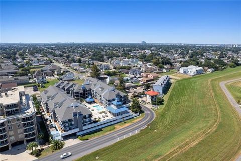 Photo of 420 Metairie Hammond Highway Hwy #310, Metairie, LA 70005 (MLS # NO2545284)