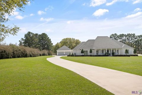 Photo of 12156 Indigo Dr Dr, St. Francisville, LA 70775 (MLS # BR2026004173)