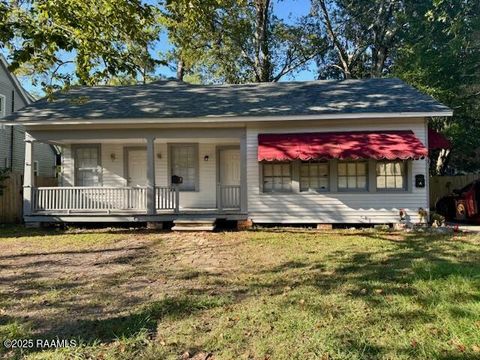 Photo of 410 Charles Street, New Iberia, LA 70560 (MLS # 2500004766) Photo of 410 Charles Street, New Iberia, LA 70560 (MLS # 2500004766)
