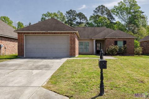 Photo of 23288 Conifer Dr Dr, Denham Springs, LA 70726 (MLS # BR2026005375)