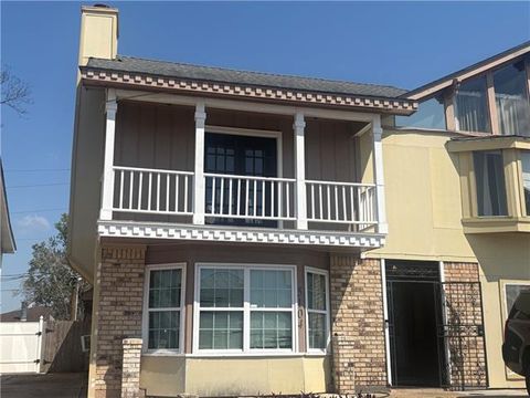 Photo of 5104 Highland Drive Dr, Marrero, LA 70072 (MLS # NO2549684)