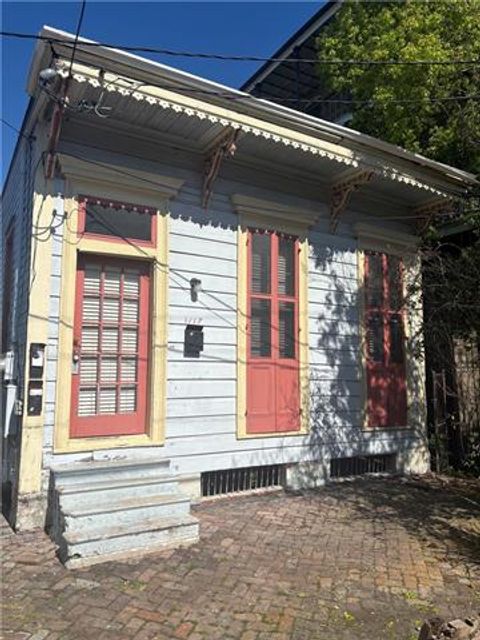 Photo of 1117 N Tonti Street St #B, New Orleans, LA 70119 (MLS # NO2551871)