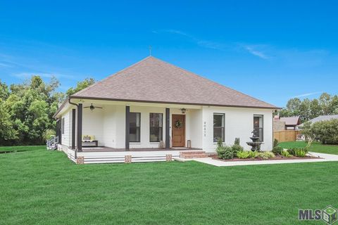 Photo of 40413 Pocorello Dr Dr, Gonzales, LA 70737 (MLS # BR2026009326)