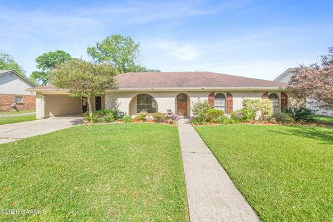 Photo of 104 Kent Circle, Lafayette, LA 70508 (MLS # 2500005856)