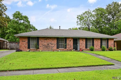 Photo of 5334 Wexford Dr Dr, Baton Rouge, LA 70814 (MLS # BR2026009372)