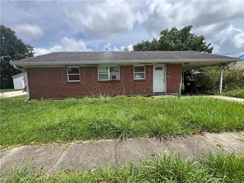 Photo of 2607 Marietta Street, Chalmette, LA 70043 (MLS # NO2560326)