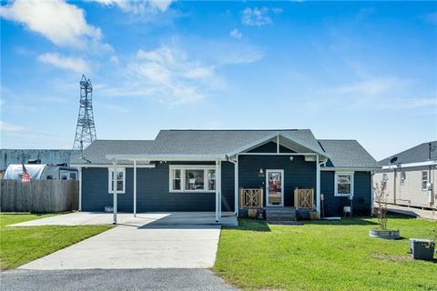 Photo of 5133 Oak Drive Dr, Marrero, LA 70072 (MLS # NO2549210)