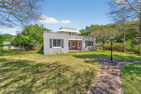 Photo of 601 Maumus Street, New Iberia, LA 70563 (MLS # 2600002522)