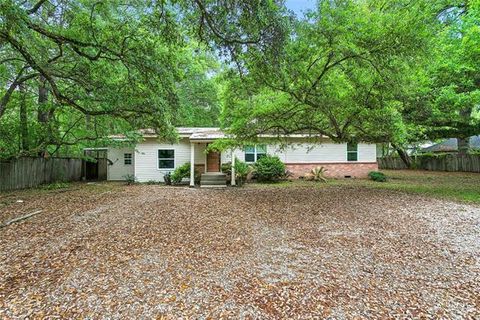 Photo of 20372 Doris Road Rd, Covington, LA 70433 (MLS # NO2551319)