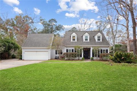 Photo of 69 Magnolia Ridge Dr, Madisonville, LA 70447 (MLS # NO2547911)