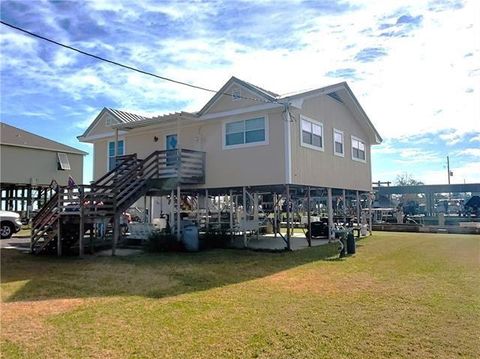 Photo of 4510 Touche Road Rd, New Orleans, LA 70129 (MLS # NO2556612)