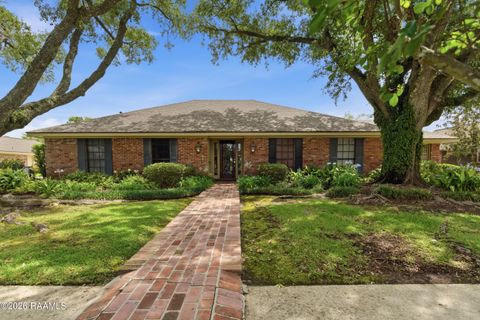 Photo of 542 Robert Lee Circle, Lafayette, LA 70506 (MLS # 2600004672)