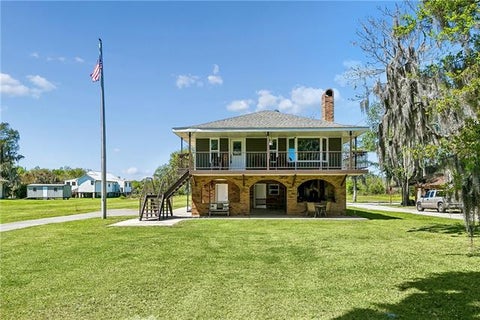 Photo of 9552 Barataria Boulevard, Marrero, LA 70072 (MLS # NO2567062)