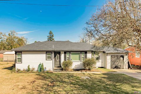 Photo of 3548 Fairwoods Dr Dr, Baton Rouge, LA 70805 (MLS # BR2026002428)