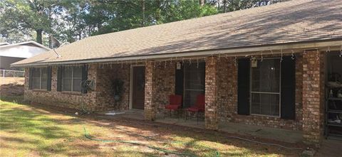 Photo of 114 Comanche Drive Dr, Pineville, LA 71360 (MLS # CN2552815)