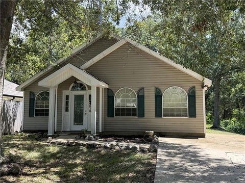 Photo of 3696 City Drive DR, Slidell, LA 70458 (MLS # NO2563568)