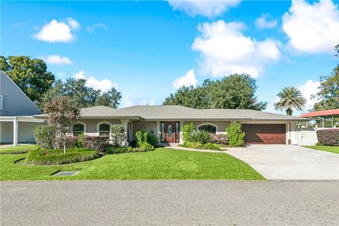 Photo of 845 Marino Drive Dr, Norco, LA 70079 (MLS # NO2531873)
