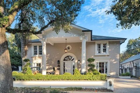 Photo of 5555 Marcia Avenue Ave, New Orleans, LA 70124 (MLS # NO2560399)