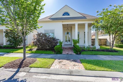 Photo of 10818 Preservation Way Way, Baton Rouge, LA 70810 (MLS # BR2026008839)