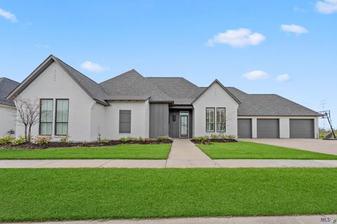 Photo of 4441 Percheron Ave Ave, Baton Rouge, LA 70820 (MLS # BR2026004876)