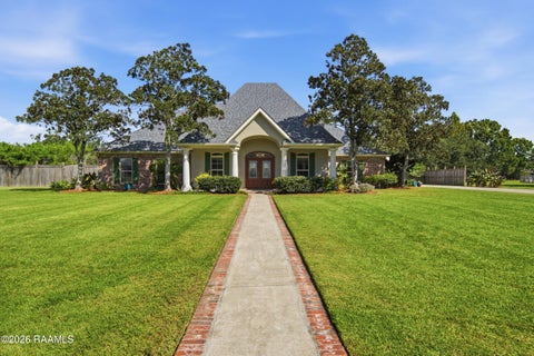 Photo of 103 Lantana Court, Broussard, LA 70518 (MLS # 2600009314)