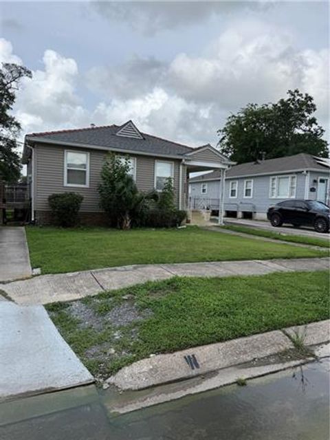 Photo of 4957-59 Western Street ST, New Orleans, LA 70122 (MLS # NO2560372)