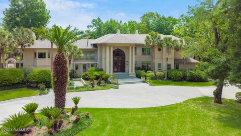 Photo of 105 Waterside Drive, Lafayette, LA 70503 (MLS # 23003343)