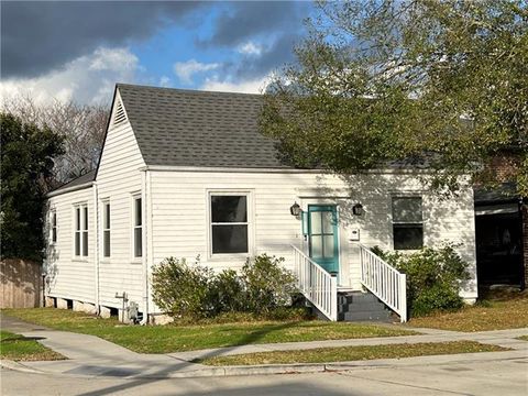 Photo of 851 Pontalba Street St, New Orleans, LA 70124 (MLS # NO2555947)