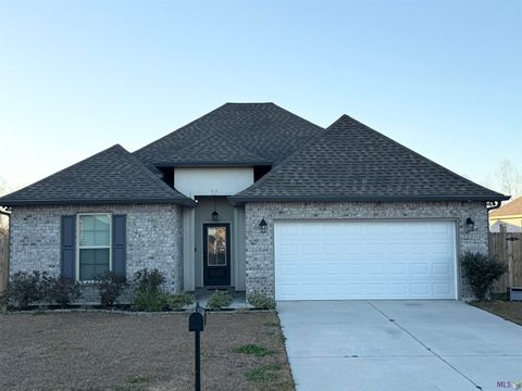 Photo of 212 Pond Dr, Thibodaux, LA 70301 (MLS # BY2026002567)