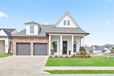 Photo of 300 Queenstown Avenue, Youngsville, LA 70592 (MLS # 2600001489)