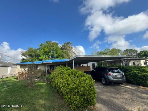 Photo of 512 Albert Street, New Iberia, LA 70560 (MLS # 2600002709)