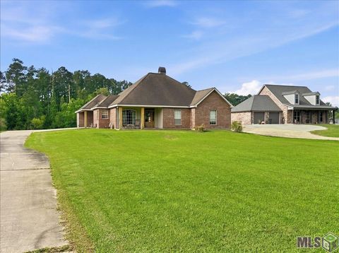Photo of 44129 La Hwy 431, St. Amant, LA 70774 (MLS # BR2026007419)