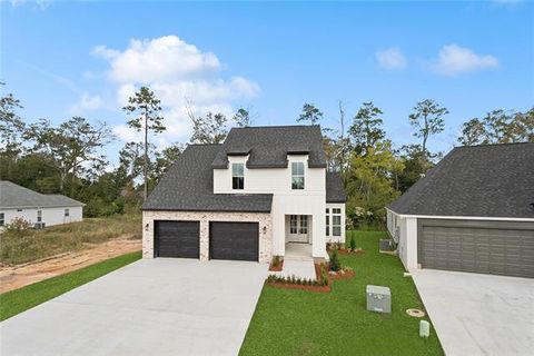 Photo of 17314 Paddock Circle Cir, Hammond, LA 70403 (MLS # NO2554747)
