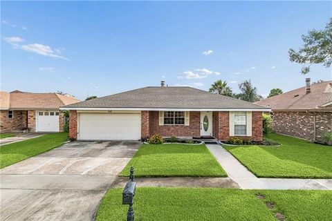 Photo of 30 Anjou Drive Dr, Kenner, LA 70065 (MLS # NO2561337)