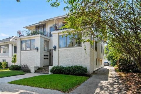 Photo of 7818 Nelson Street St #B, New Orleans, LA 70125 (MLS # NO2547535)