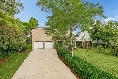 Photo of 63 Glenwood Avenue Ave, Harahan, LA 70123 (MLS # NO2548350)