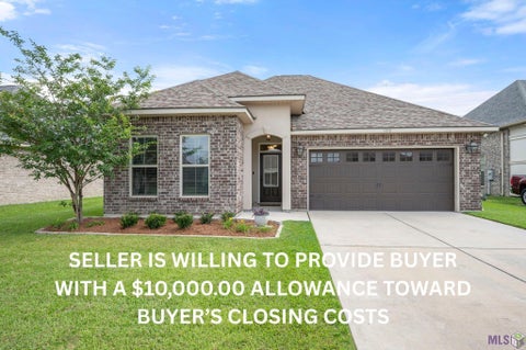 Photo of 1120 Lakehaven Dr Dr, Gonzales, LA 70737 (MLS # BR2026010227)