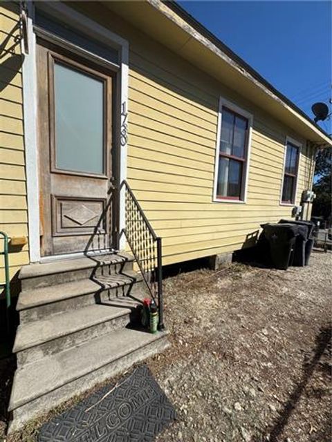 Photo of 1730 Joliet Street St, New Orleans, LA 70117 (MLS # NO2542764)