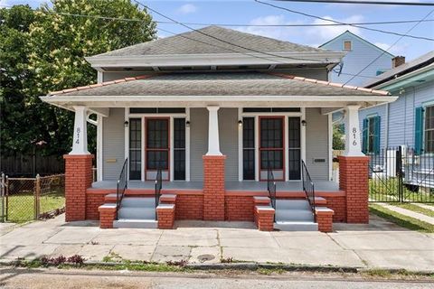 Photo of 814-16 Gallier Street St, New Orleans, LA 70117 (MLS # NO2558719)