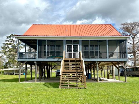 Photo of 6091 Island Rd, Jarreau, LA 70749 (MLS # BR2026004628)