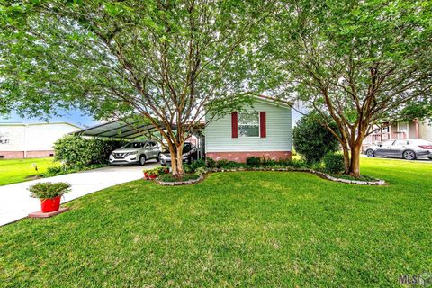 Photo of 140 Little Rock Drive Dr, Gray, LA 70359 (MLS # BY2026008061)