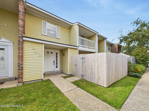Photo of 200 Lodge Drive #1202, Lafayette, LA 70506 (MLS # 2500004413)