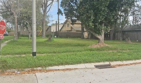 Photo of 201 Concord Drive Dr, Laplace, LA 70068 (MLS # NO2546429)