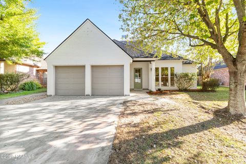 Photo of 102 Greenhaven Drive, Lafayette, LA 70508 (MLS # 2500005530)