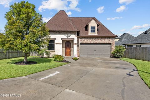 Photo of 103 Majestic Oaks Drive, Broussard, LA 70518 (MLS # 2500000459)